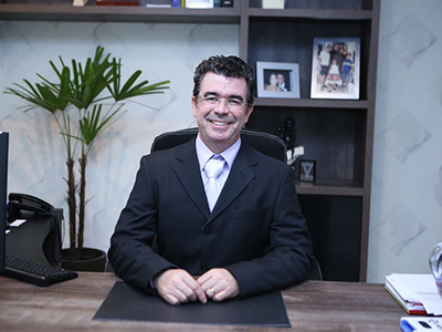 Dr. Rodrigo J. R. Cunha